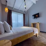 Trina Talles - Luxury Design Adult Only Otel