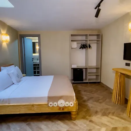 Trina Talles - Luxury Design Adult Only 4* Alaçatı