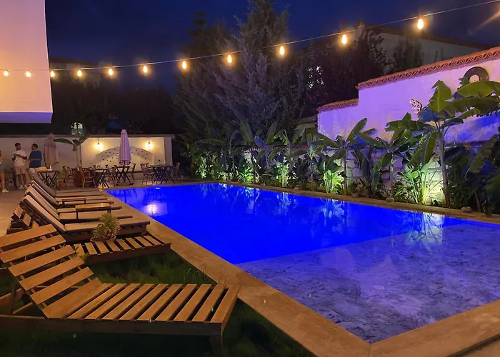 Trina Talles - Luxury Design Adult Only Ξενοδοχείο 4*
