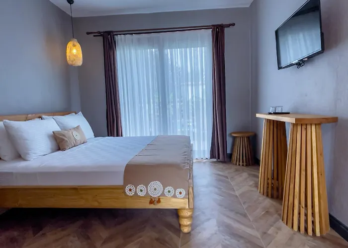 Trina Talles - Luxury Design Adult Only Αλακάτι