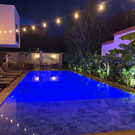 Trina Talles - Luxury Design Adult Only فندق